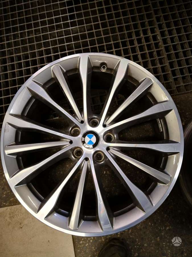 BMW G30, lengvojo lydinio, R19