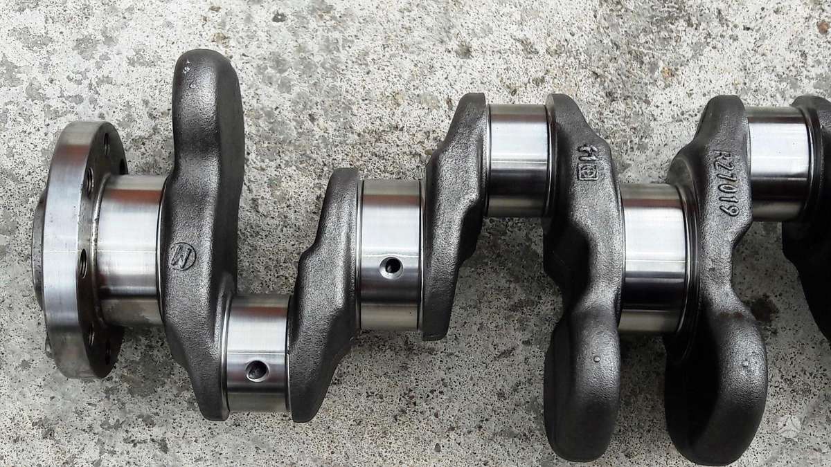 Mercedes-Benz GLA klasė, M270, engine parts