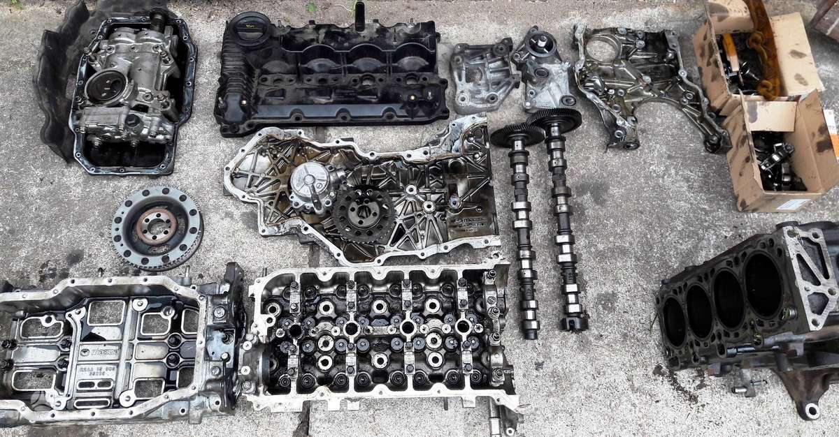 Mazda 6, R2AA MZR-CD, dzinēja detaļas