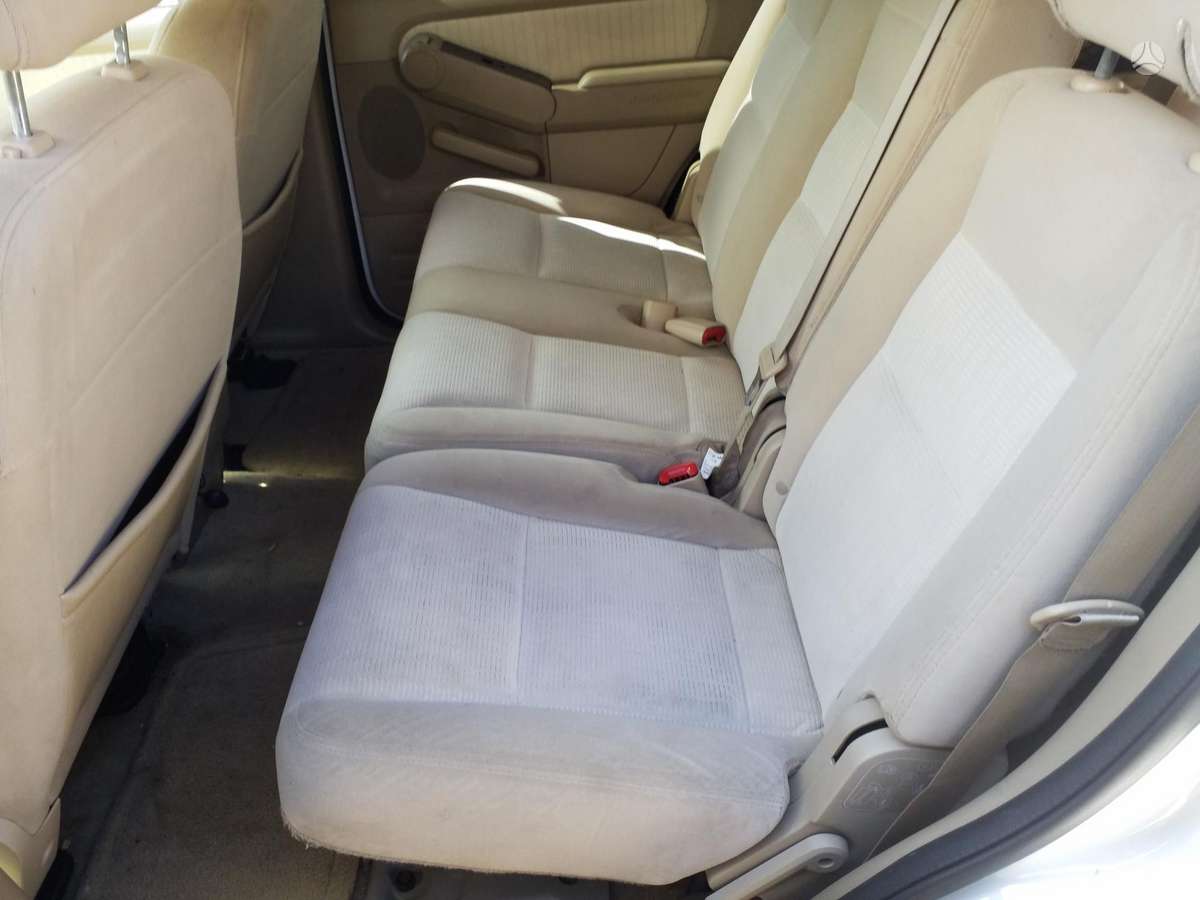 Ford Explorer dalimis