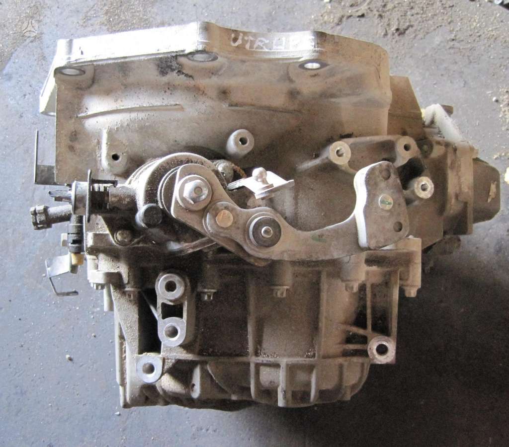 Opel Mokka, 55585523, gearbox