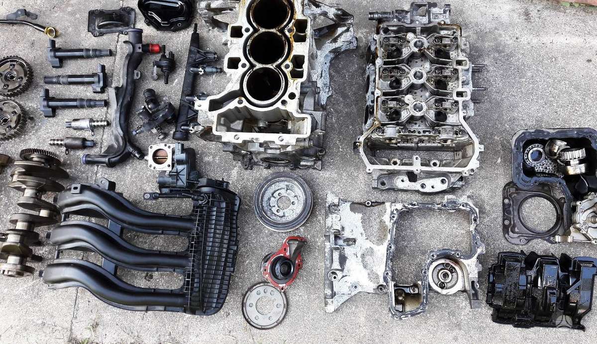 Peugeot 208, HM01, variklio detalės