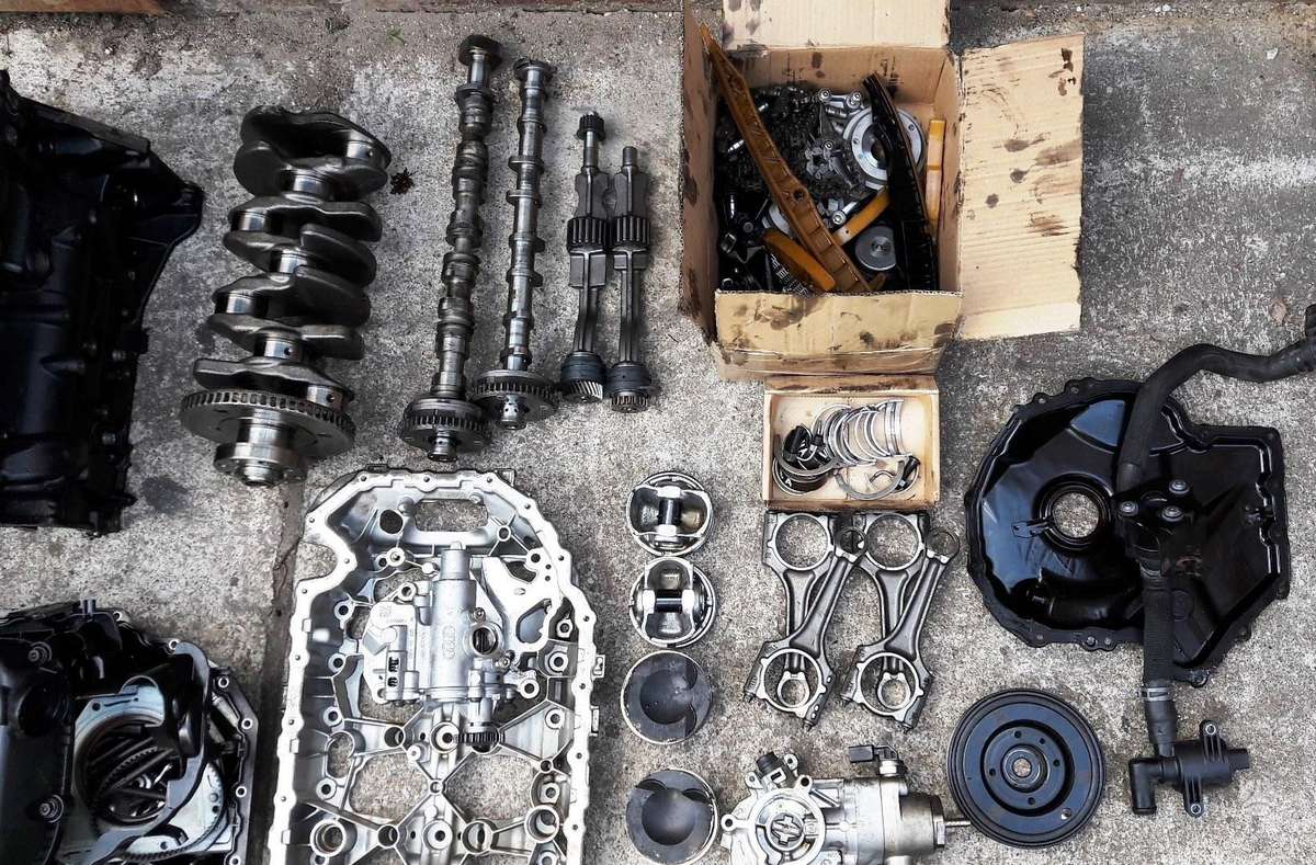 Audi TT, CHH, variklio detalės