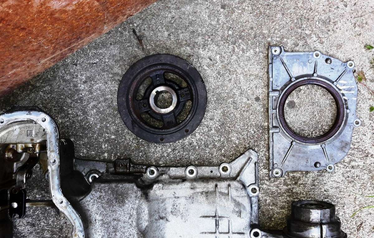 Lexus IS 250, 4GR, variklio detalės