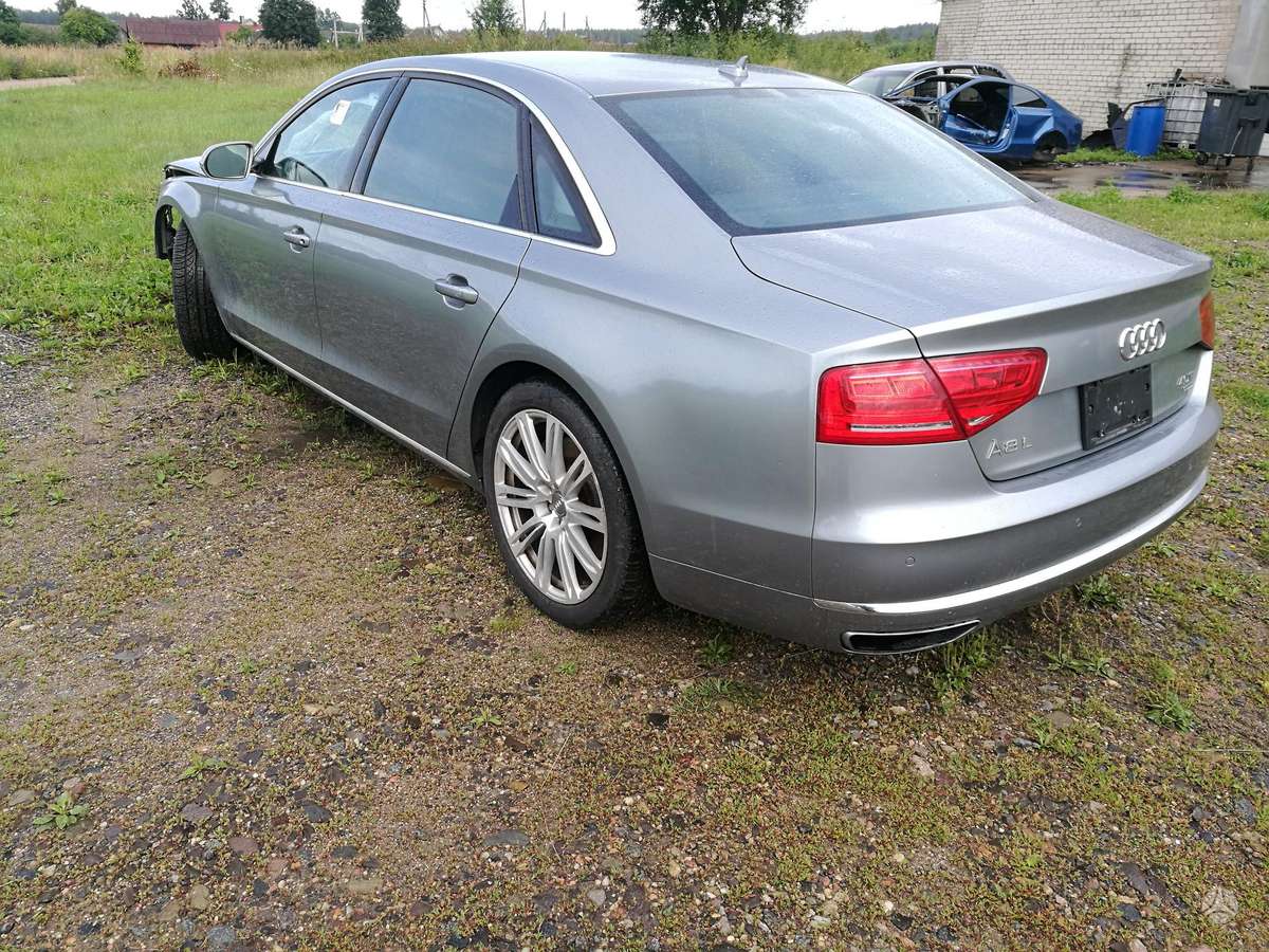 Audi A8 по частям. 4 0tfsi