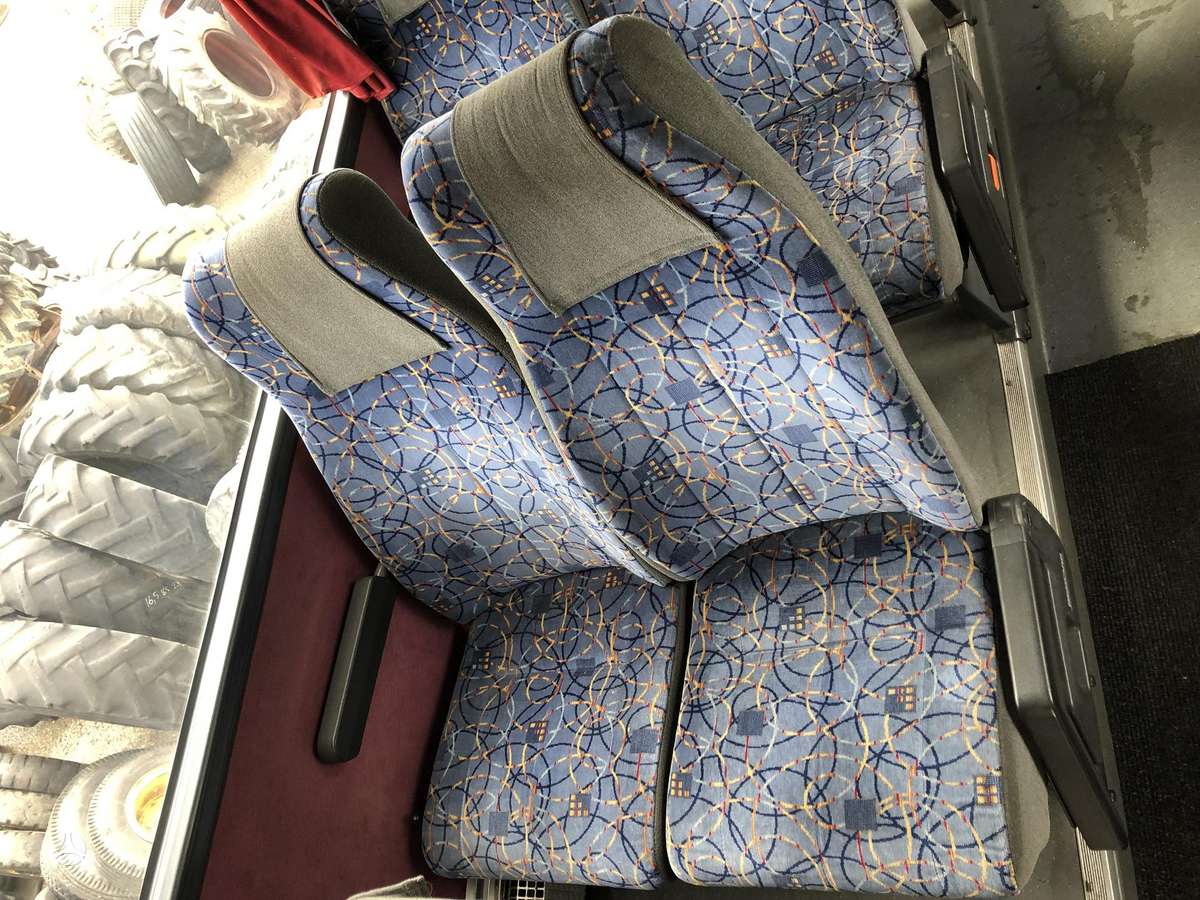 Neoplan N116H, autobusi