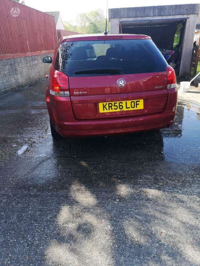 Opel Signum dalimis