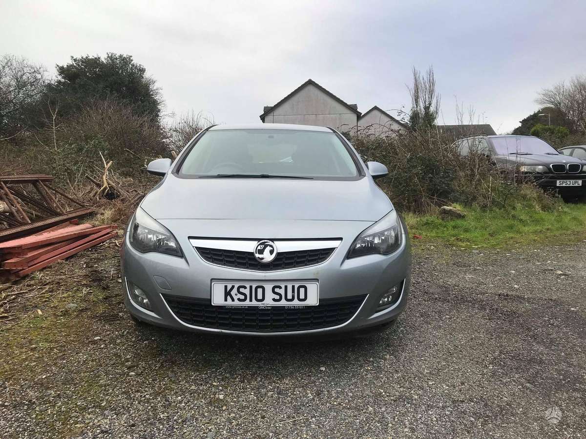 Opel Astra 2 0 1 7 1 3