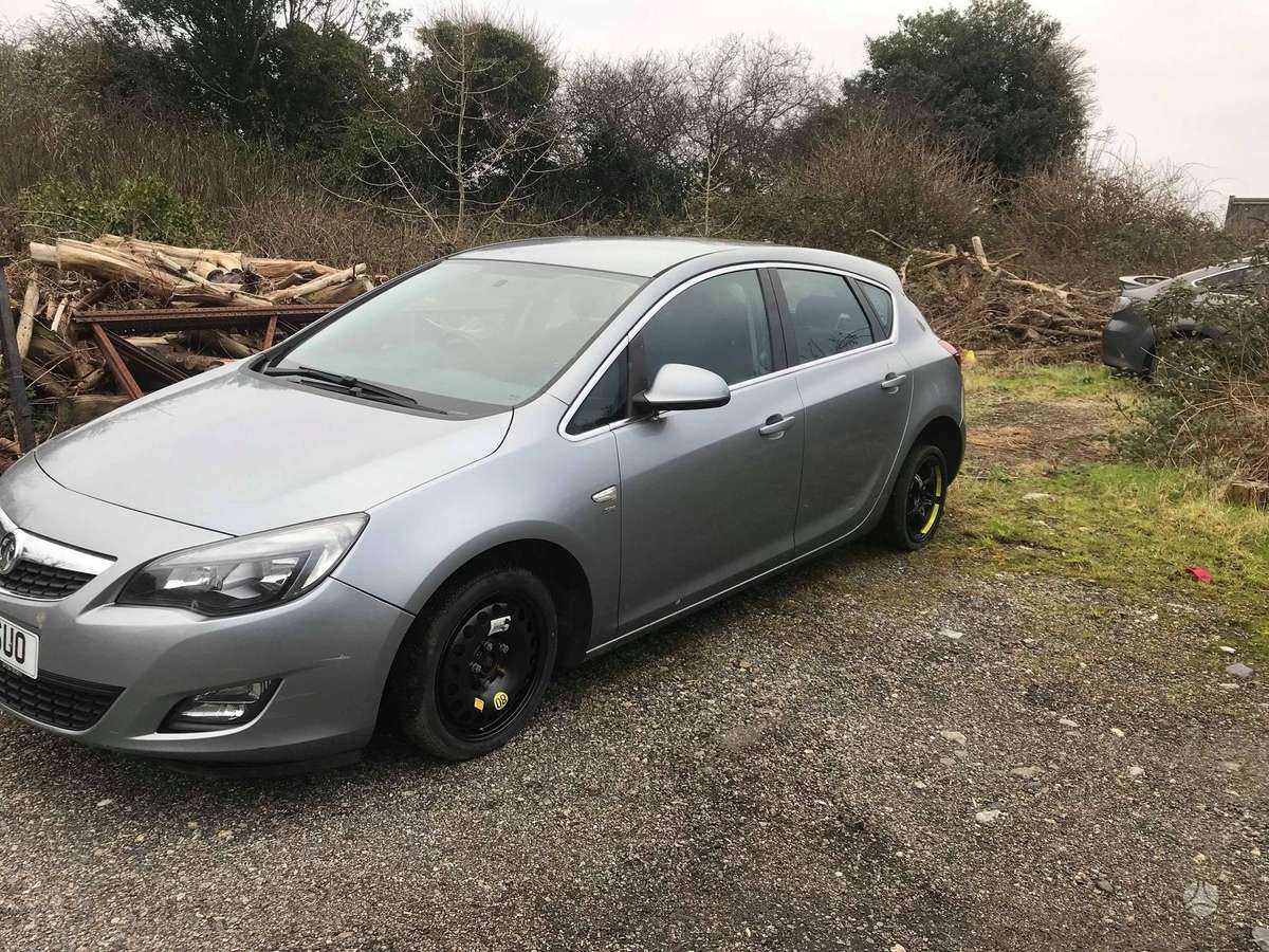 Opel Astra 2 0 1 7 1 3
