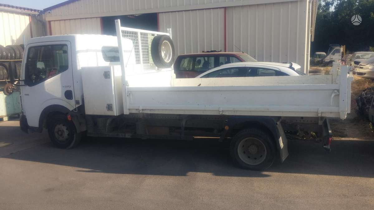 Renault Maxity, kravas automašīnas