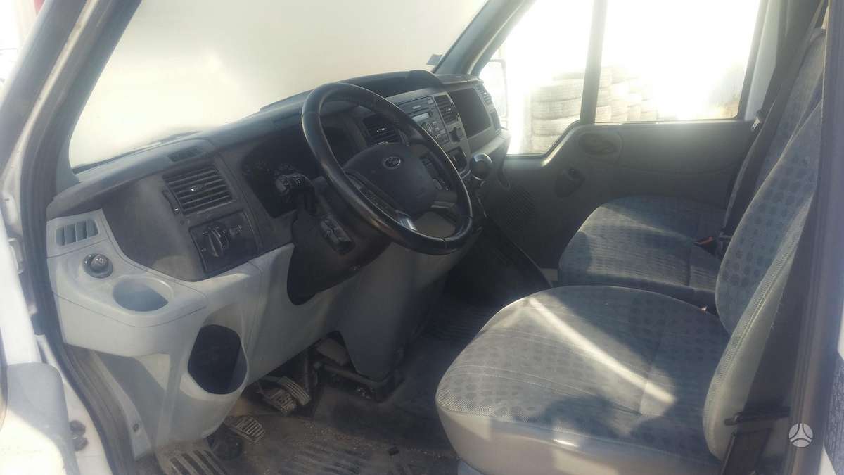 Ford Tranzit, грузовые микроавтобусы