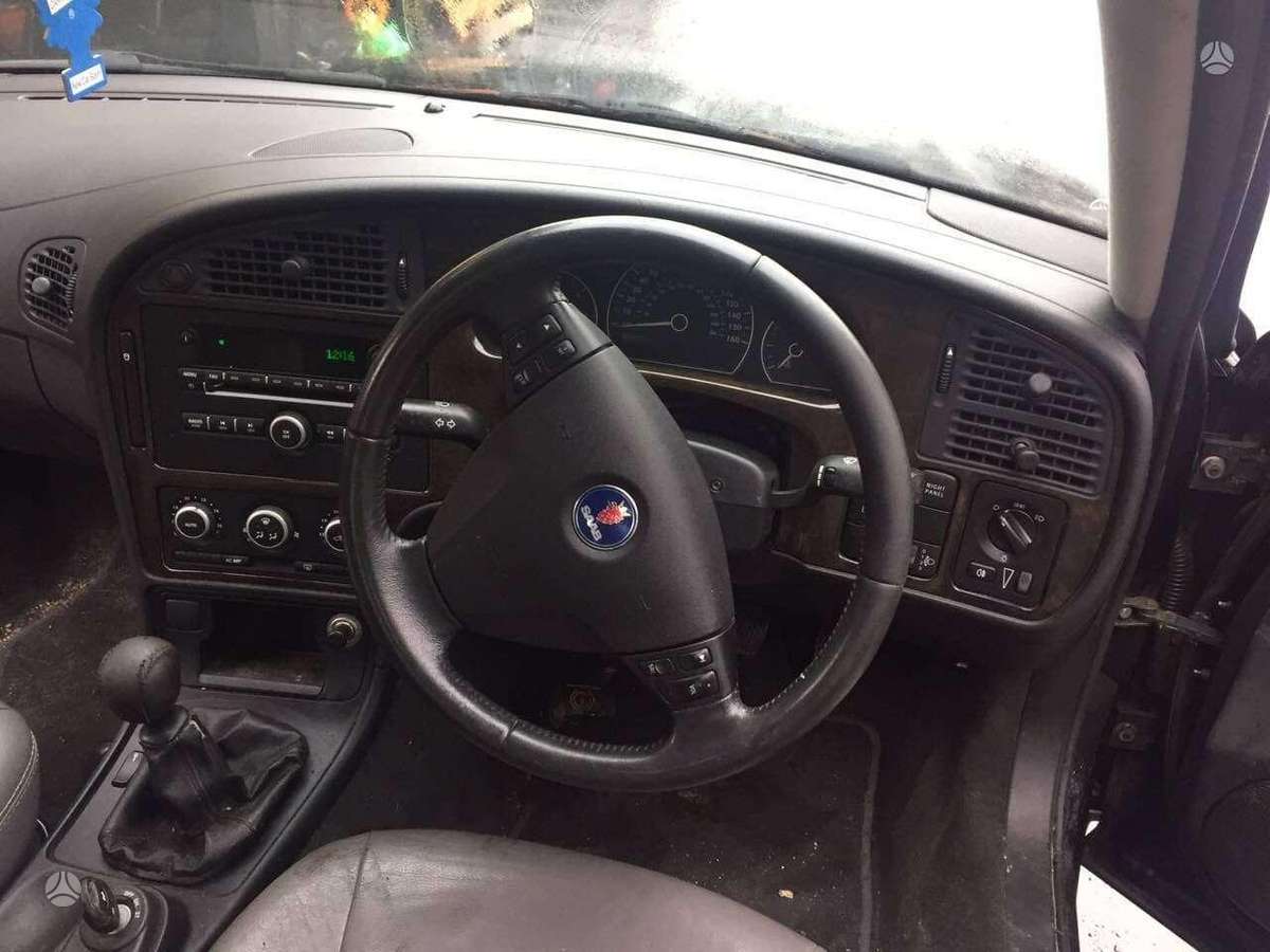 Saab 9-5 по частям