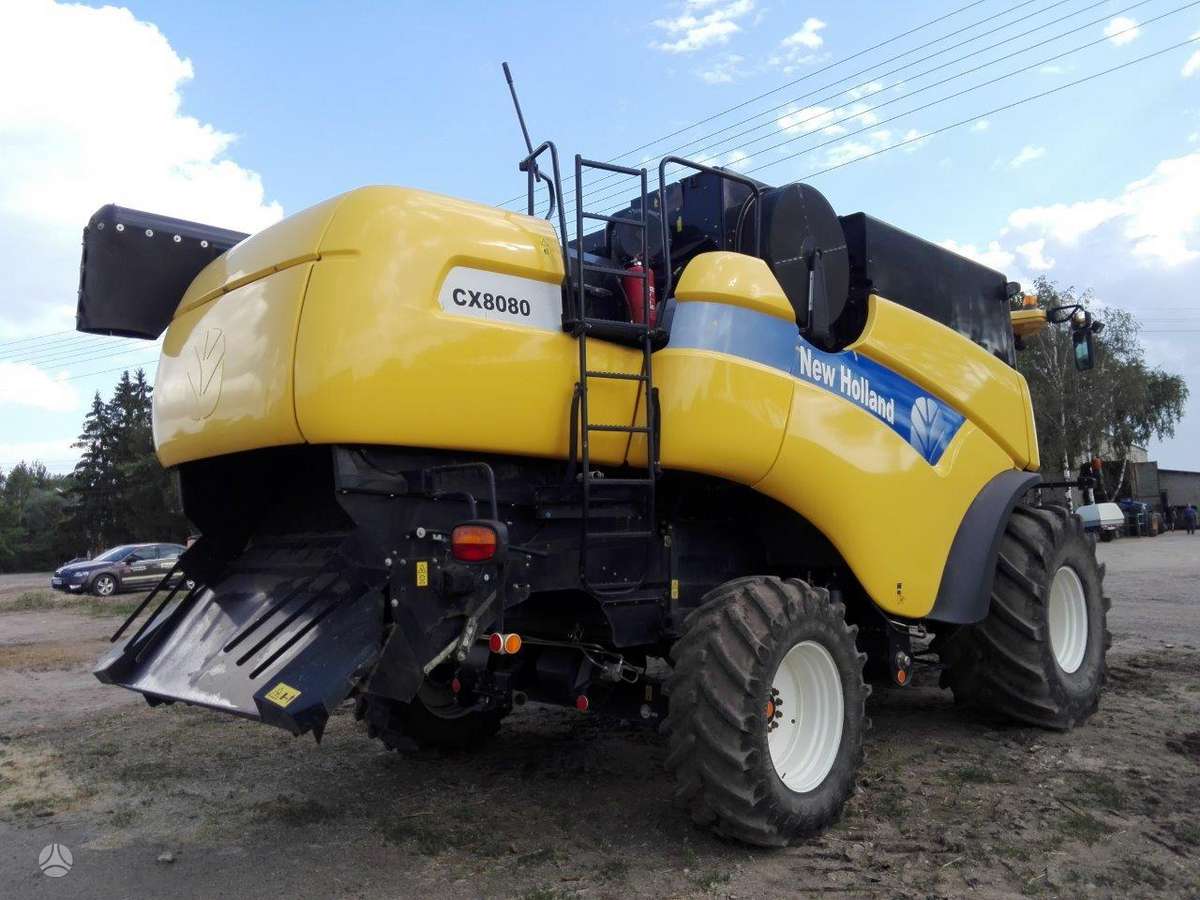New Holland CX8080, kombainai