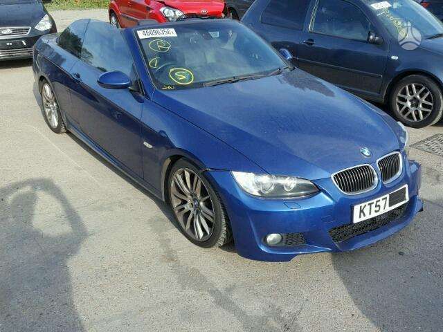 BMW 330 dalimis. Dalimis