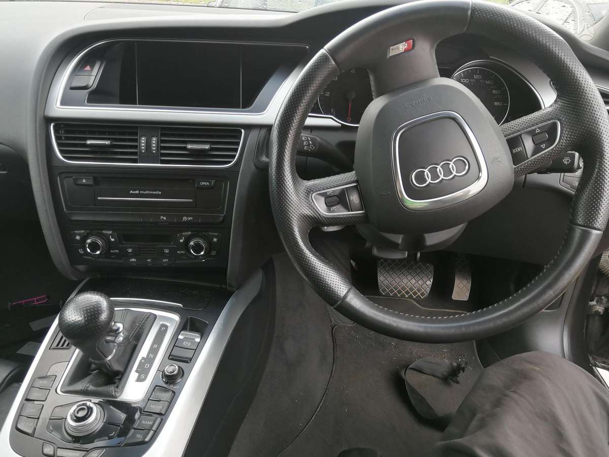Audi A5 Sportback dalimis