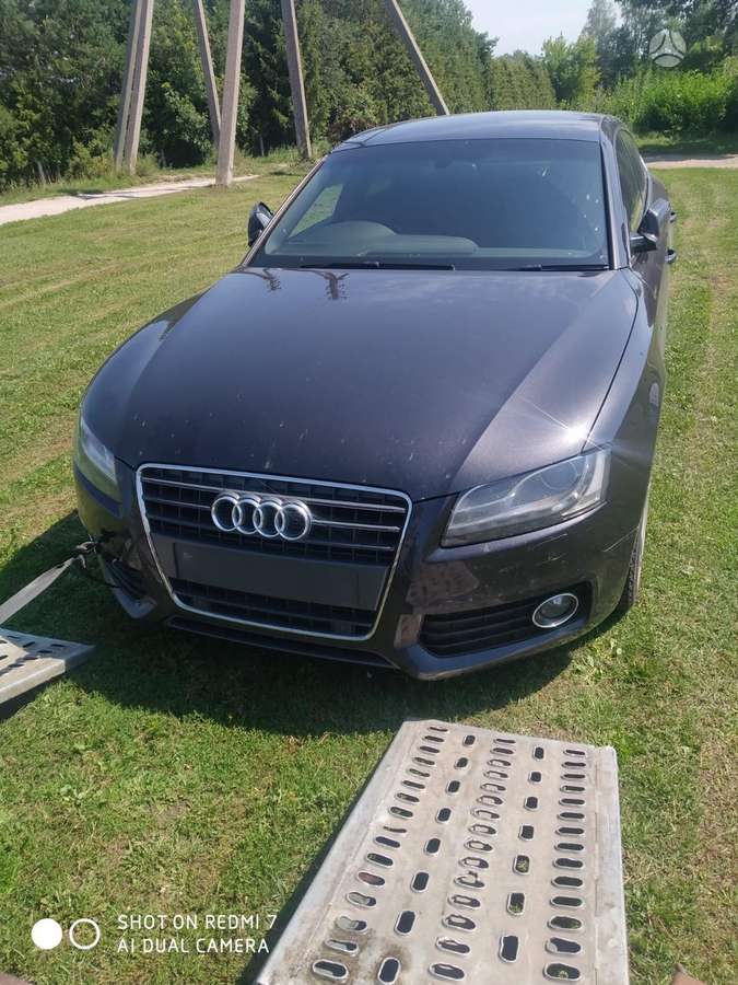 Audi A5 Sportback dalimis