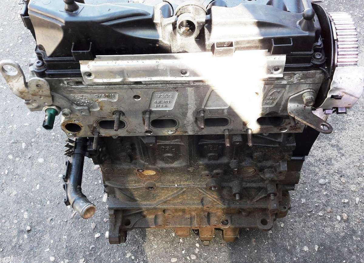 Volkswagen Polo, CAYW, детали двигателя