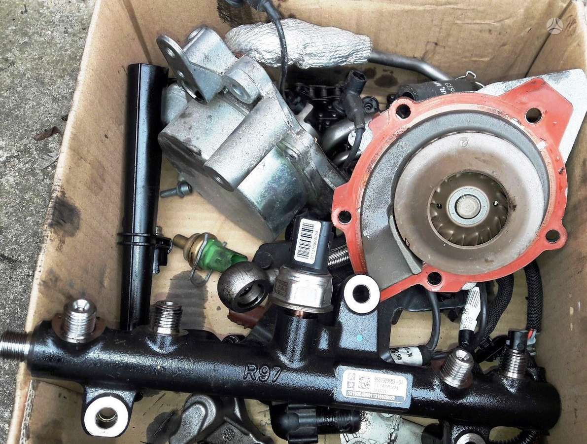 Ford Mondeo, UFWA, variklio detalės