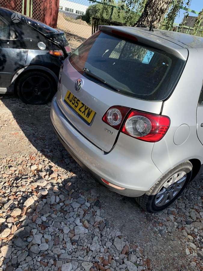 Volkswagen Golf Plus dalimis