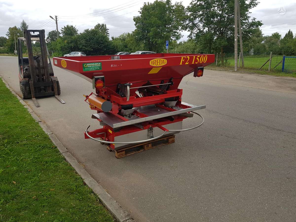 Bredal F2 1500, barstytuvai