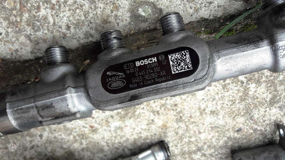 Jaguar XE, 204DTD, engine parts