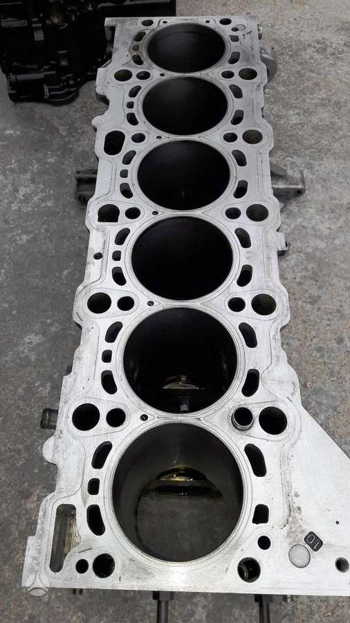 BMW X6, 306D5, engine parts