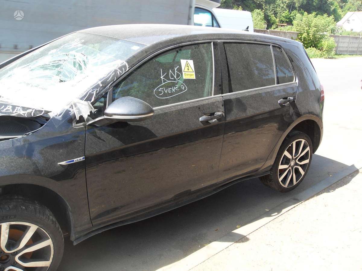 Volkswagen Golf rezerves daļās