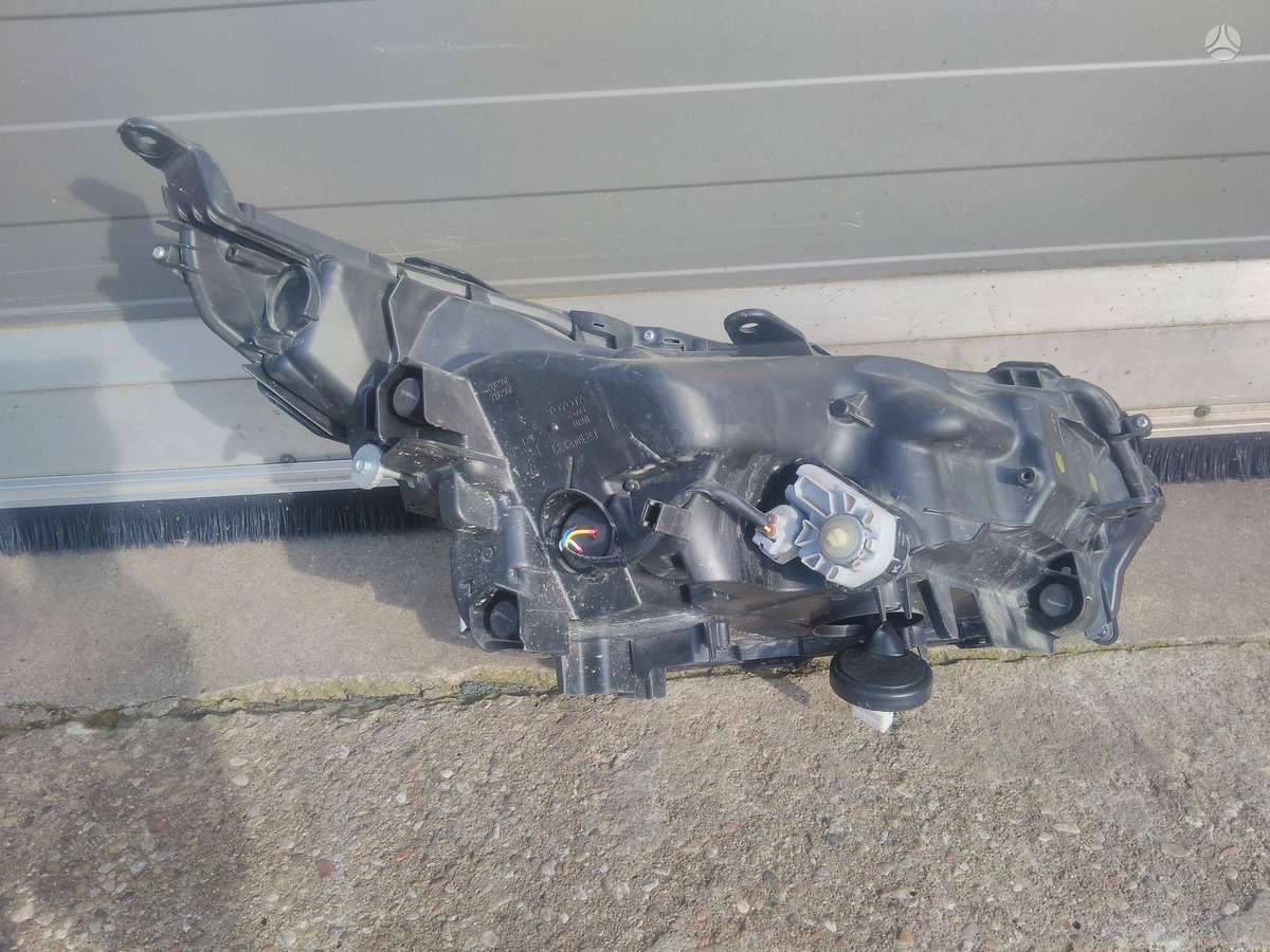 Lexus NX klasė body parts
