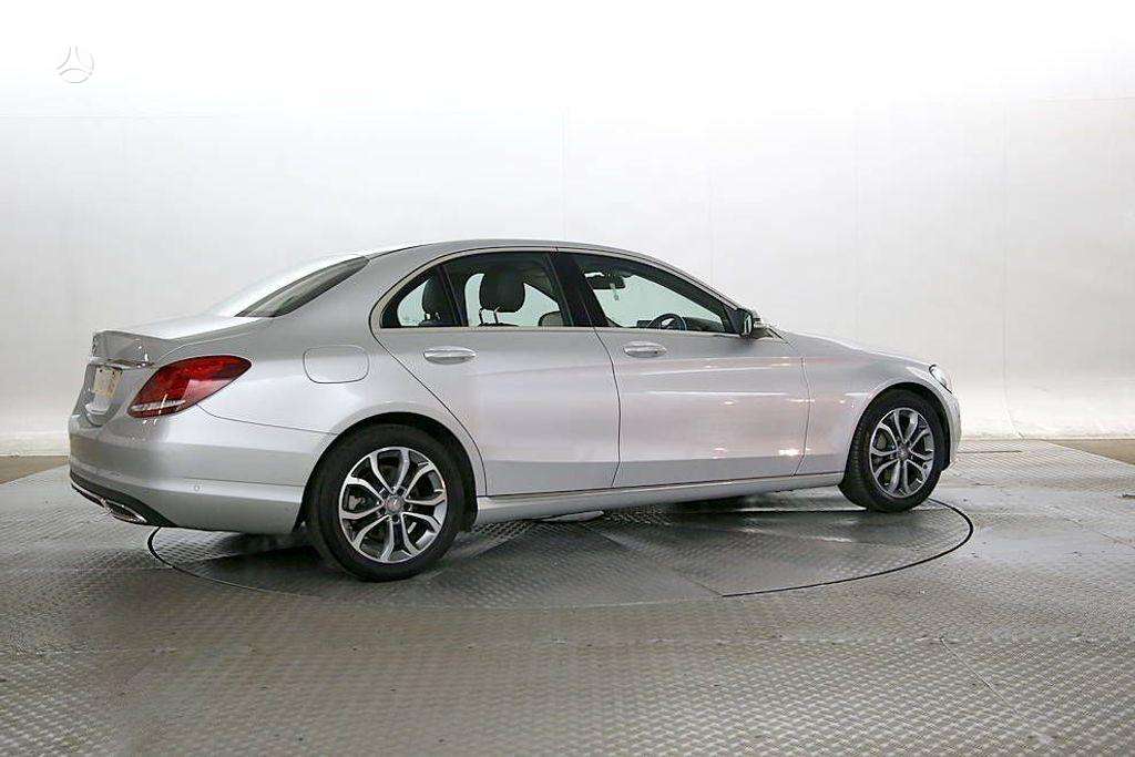 Mercedes-Benz C220 for parts