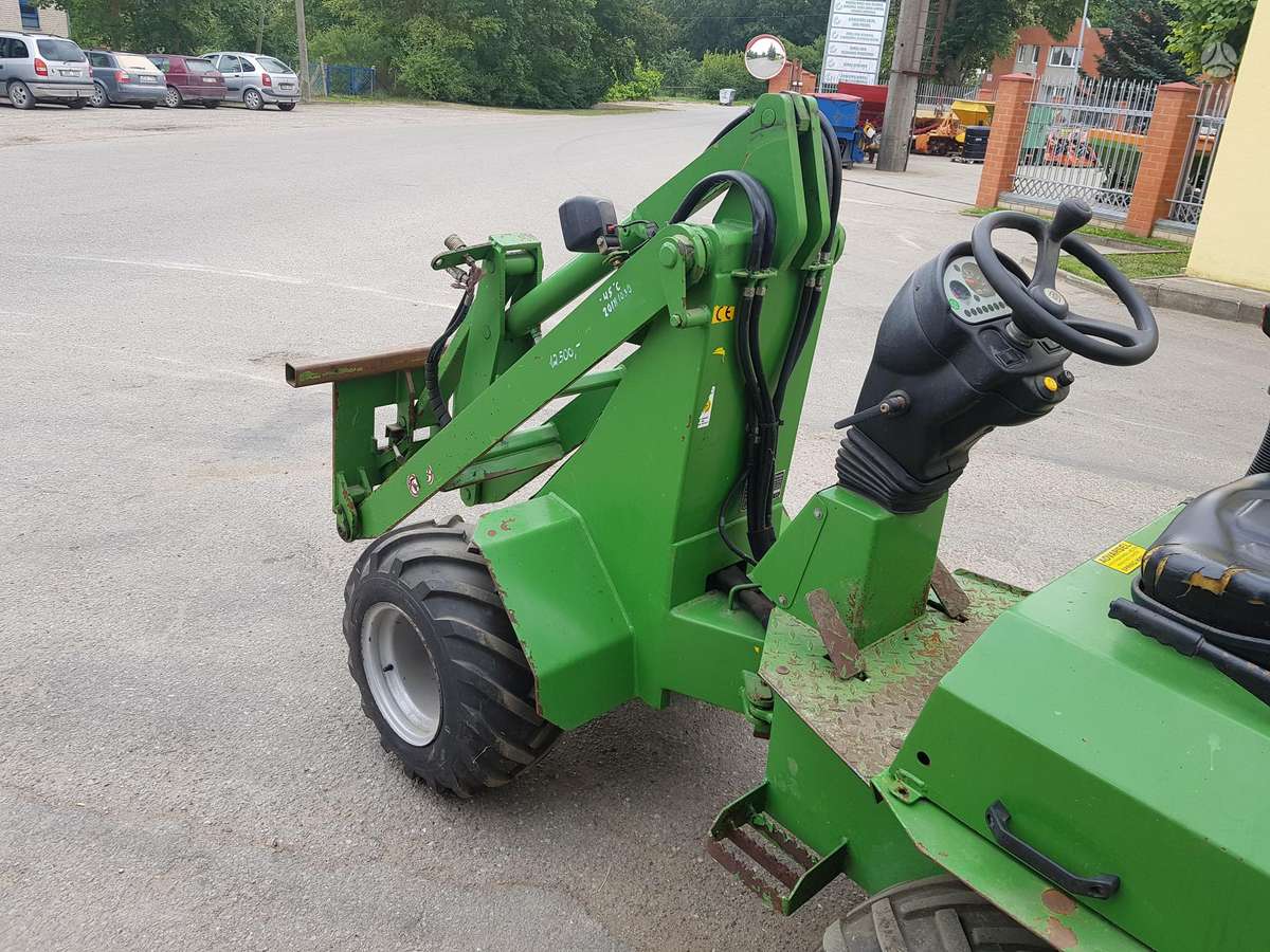 -Kita- UNILOADER, forklifts