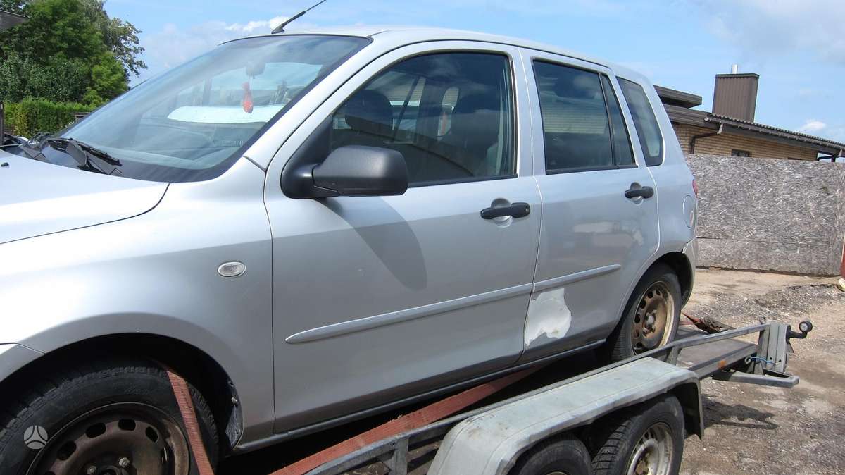 Mazda 2