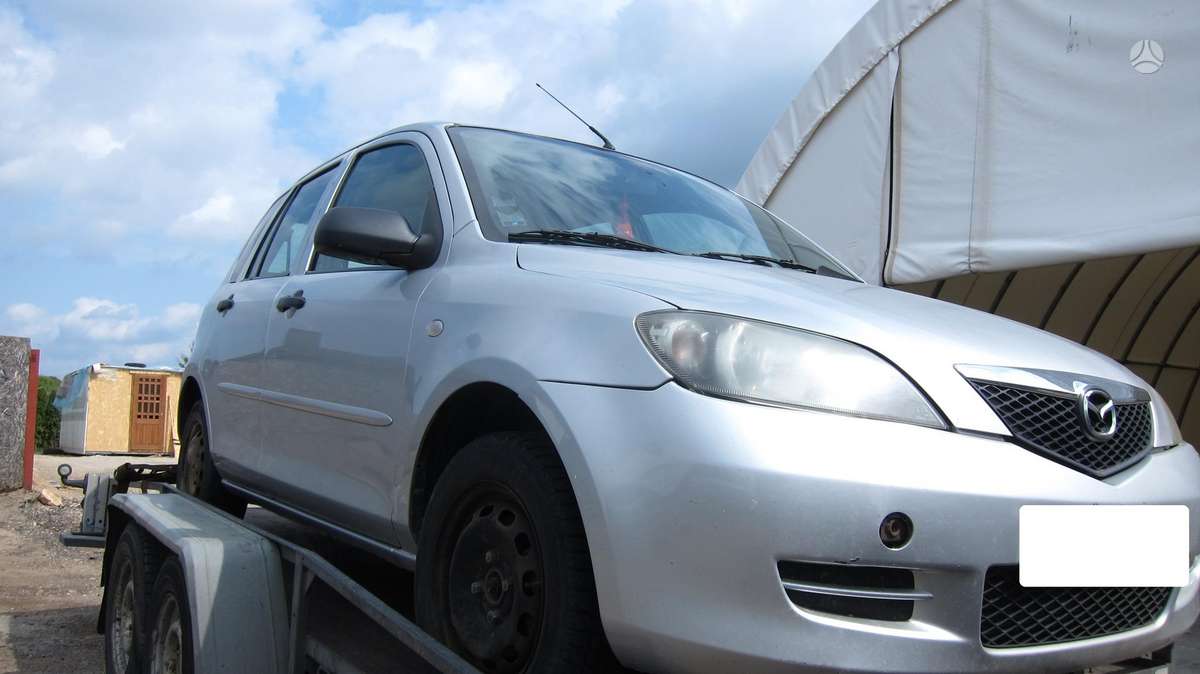 Mazda 2