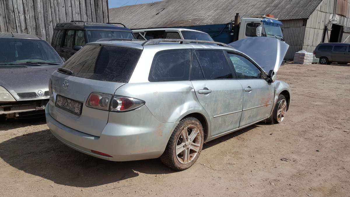 Mazda 6