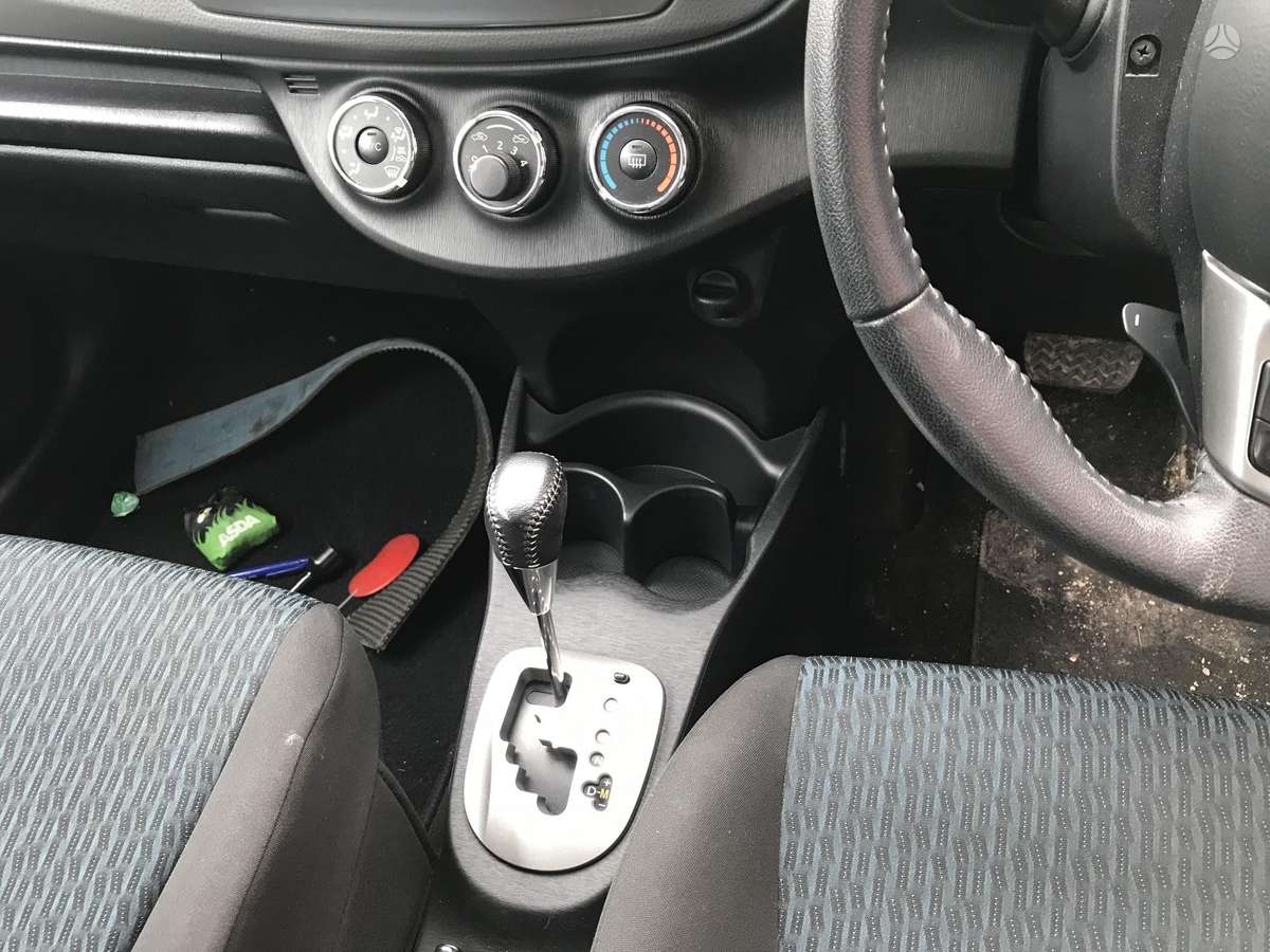 Toyota Yaris dalimis