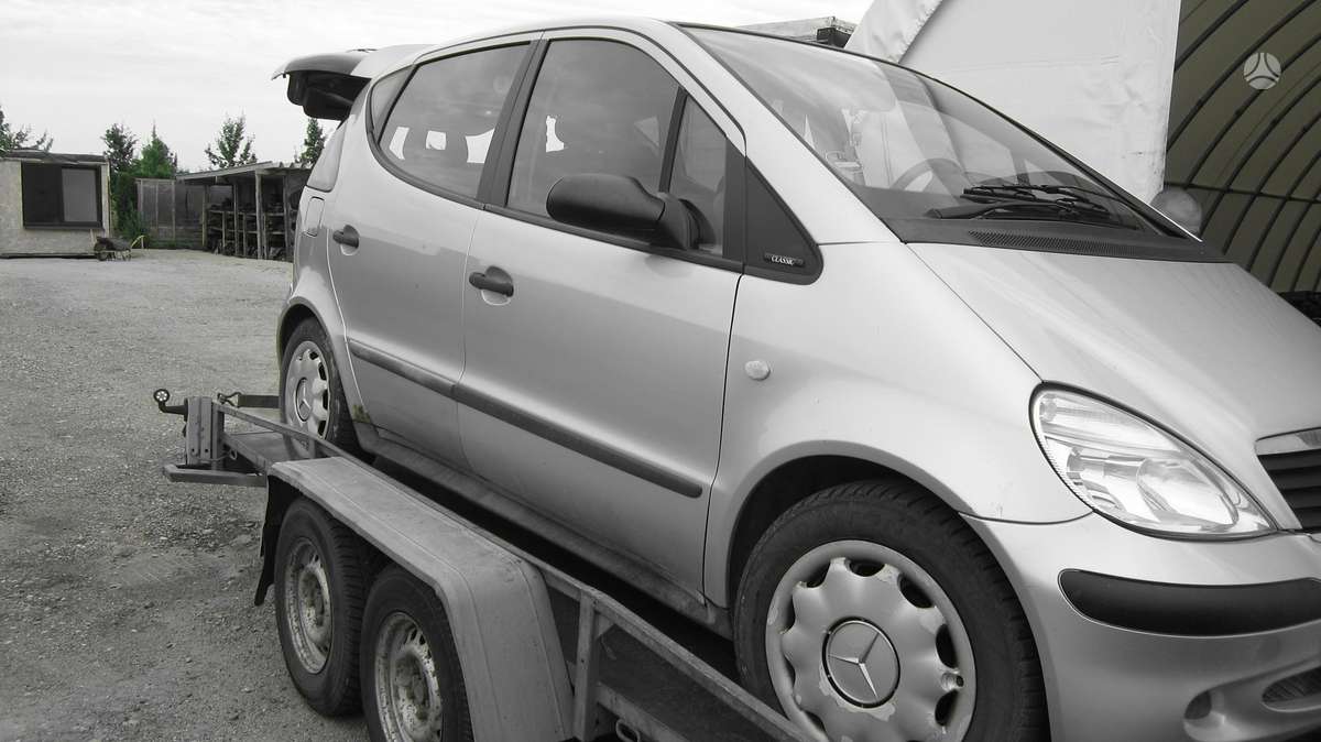 Mercedes-Benz A160