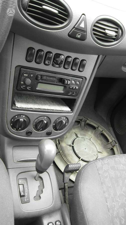 Mercedes-Benz A160