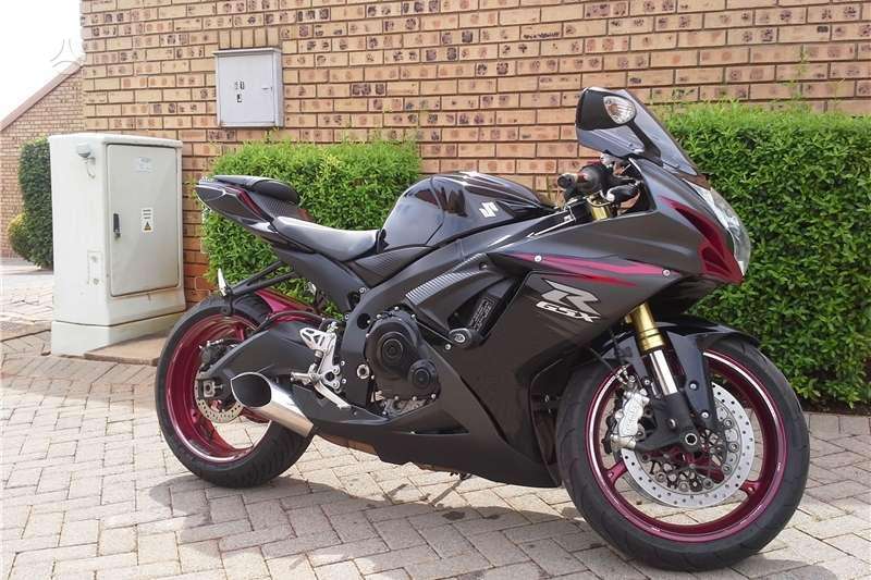 Suzuki GSX-R, спортбайки / superbikes