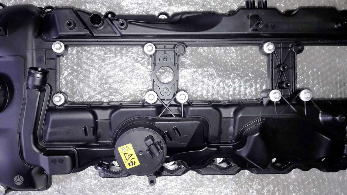 BMW 5 serija, N55B30 7570292, variklio detalės