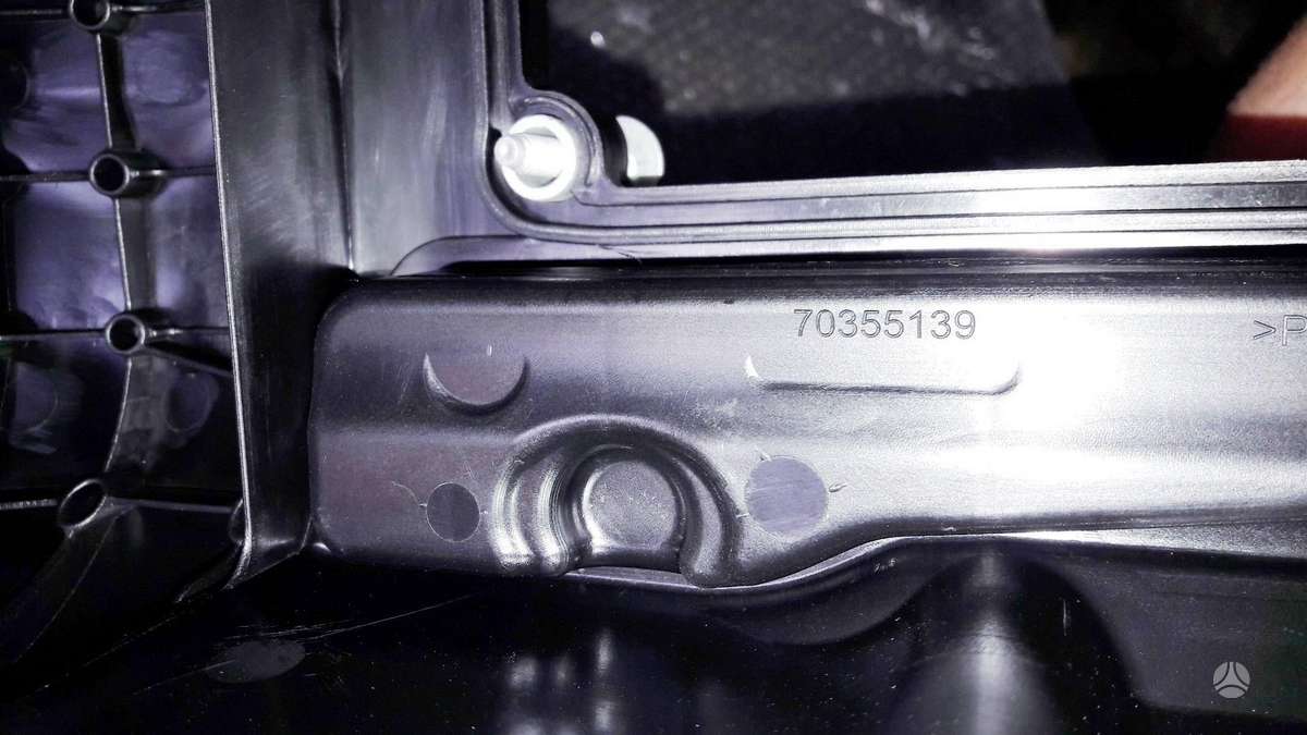 BMW 5 serija, N55B30 7570292, variklio detalės