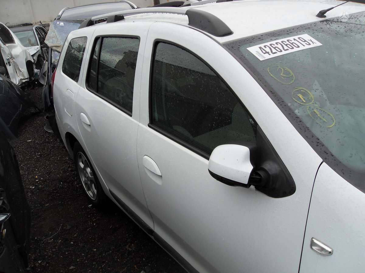 Dacia Logan dalimis