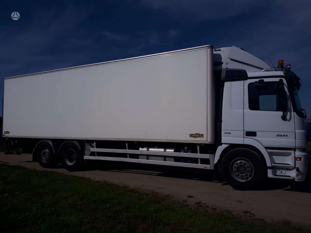 Mercedes-Benz 2541 ACTROS, trucks