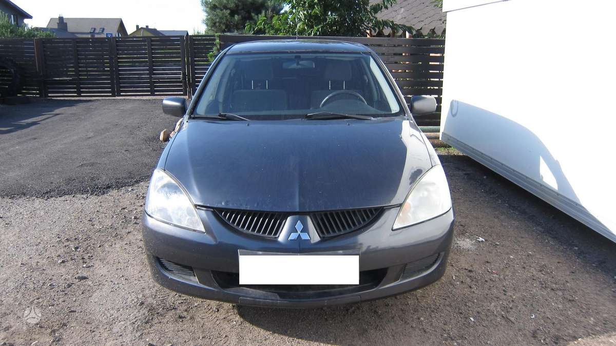 Mitsubishi Lancer