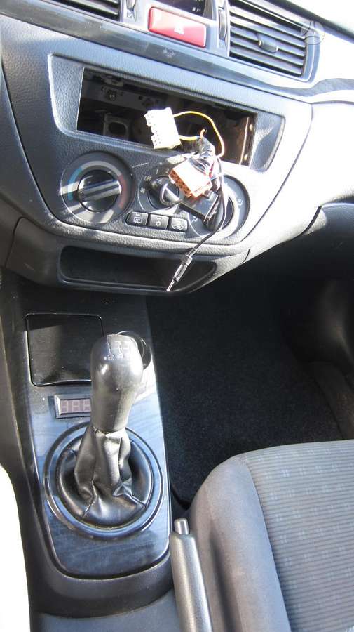 Mitsubishi Lancer