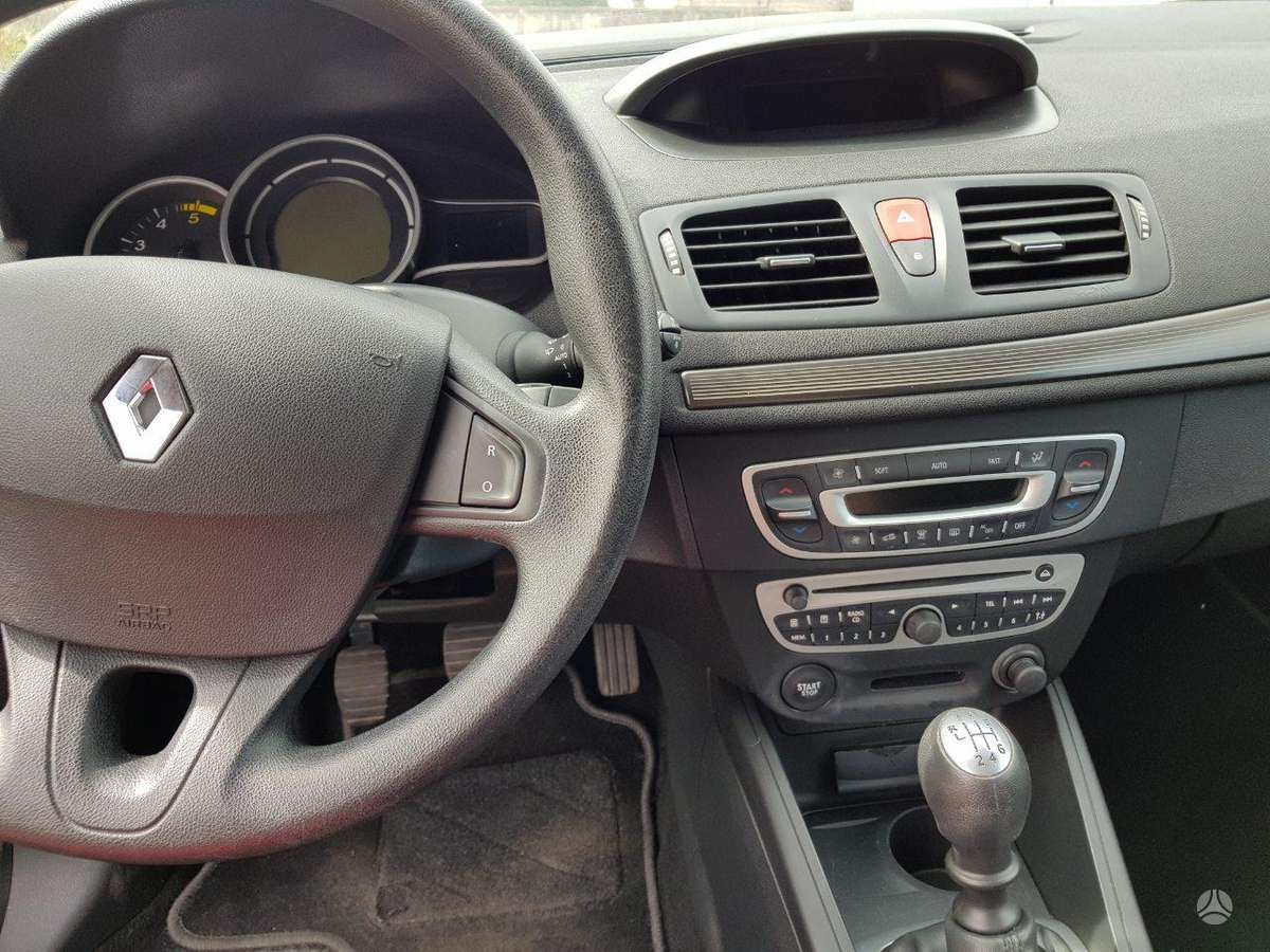 Renault Megane dalimis