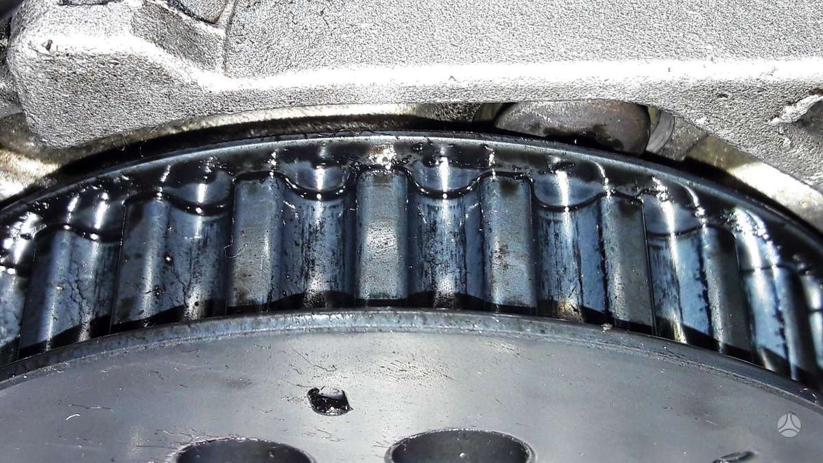 Audi A6, 04L145208J, dzinēja detaļas