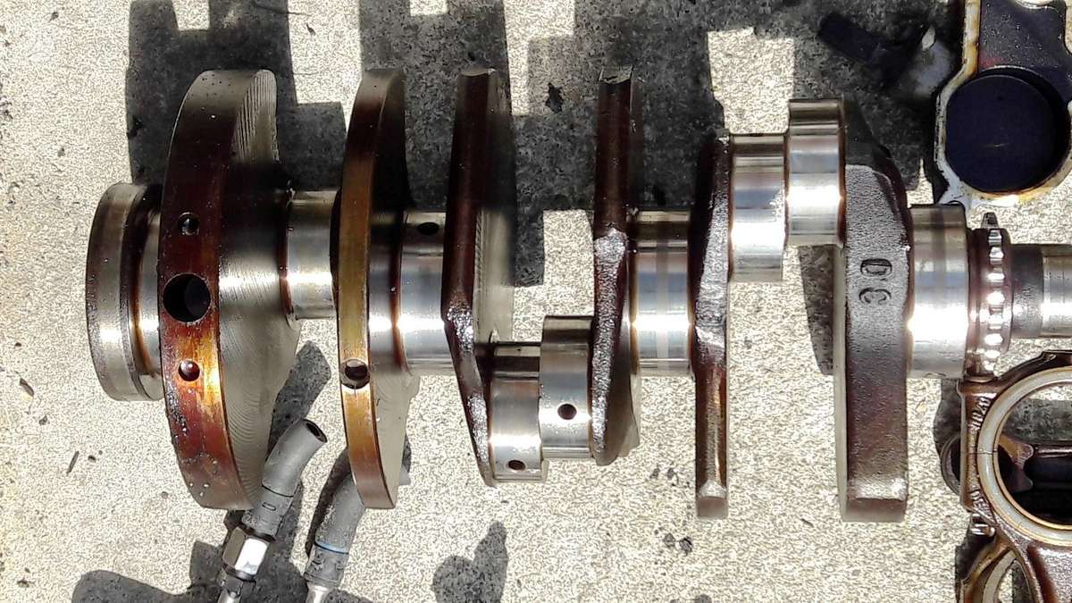 Audi A8, ASN, dzinēja detaļas