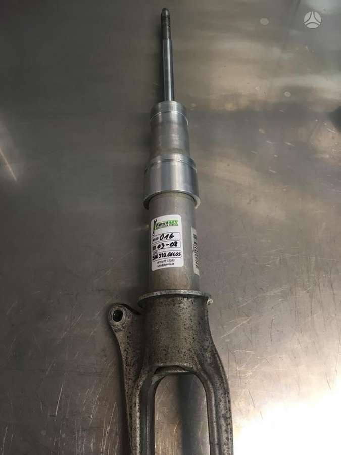 Porsche Panamera shock absorber