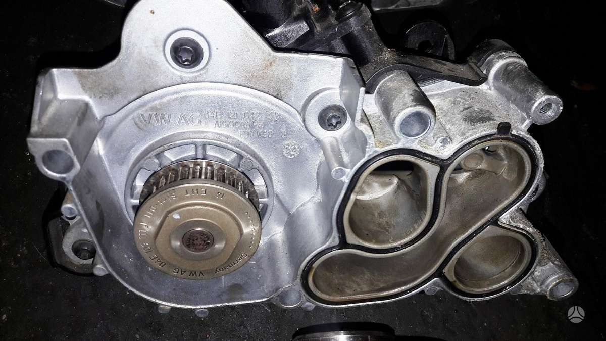 Volkswagen Golf, CJZ, variklio detalės