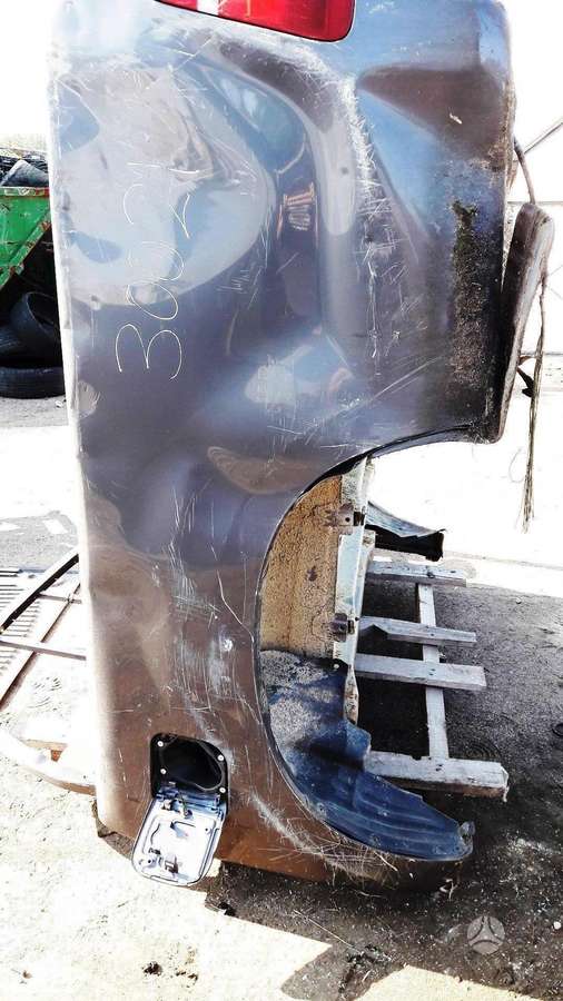 Toyota Hilux, MK6, fenders