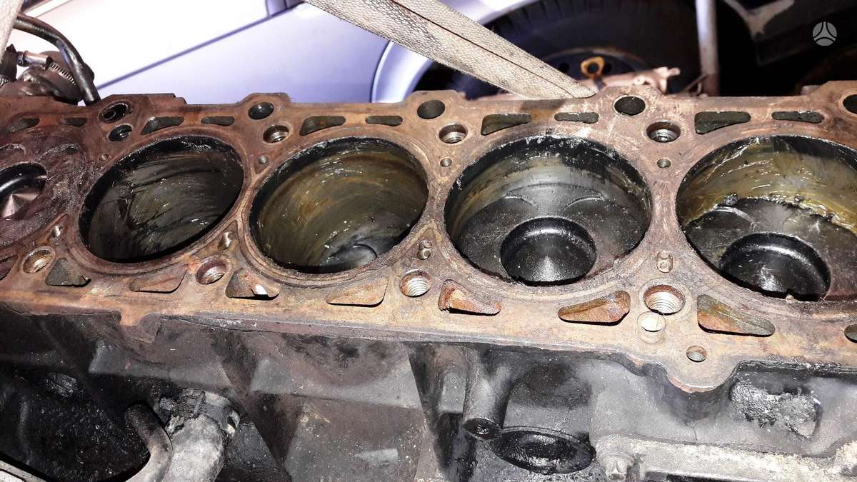 Mercedes-Benz M klasė, OM 612.963, engine parts